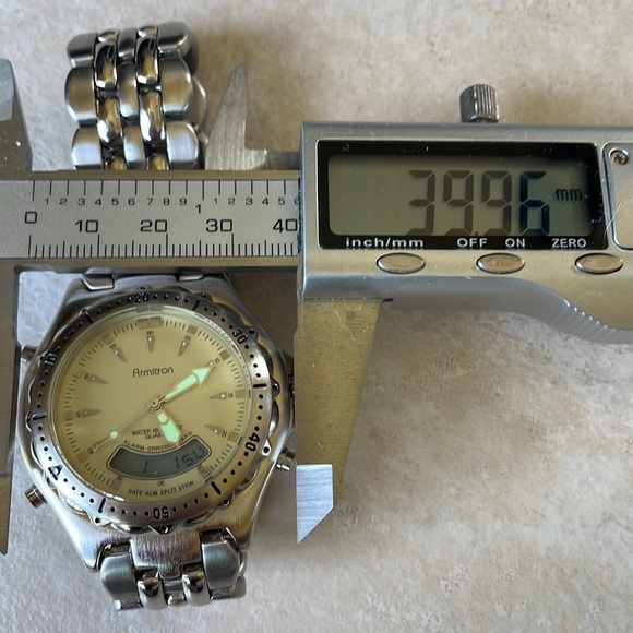 Armitron men battery water resistant 165ft stainless steel DT - Picture 9 of 9